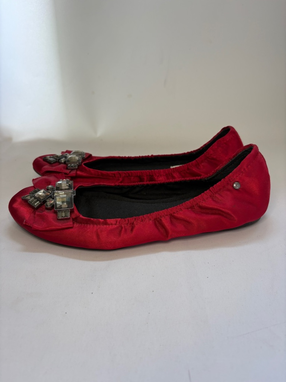 Simply Vera Vera Wang Ruby Red Satin Ballet Flats Size 9 - Picture 5 of 7